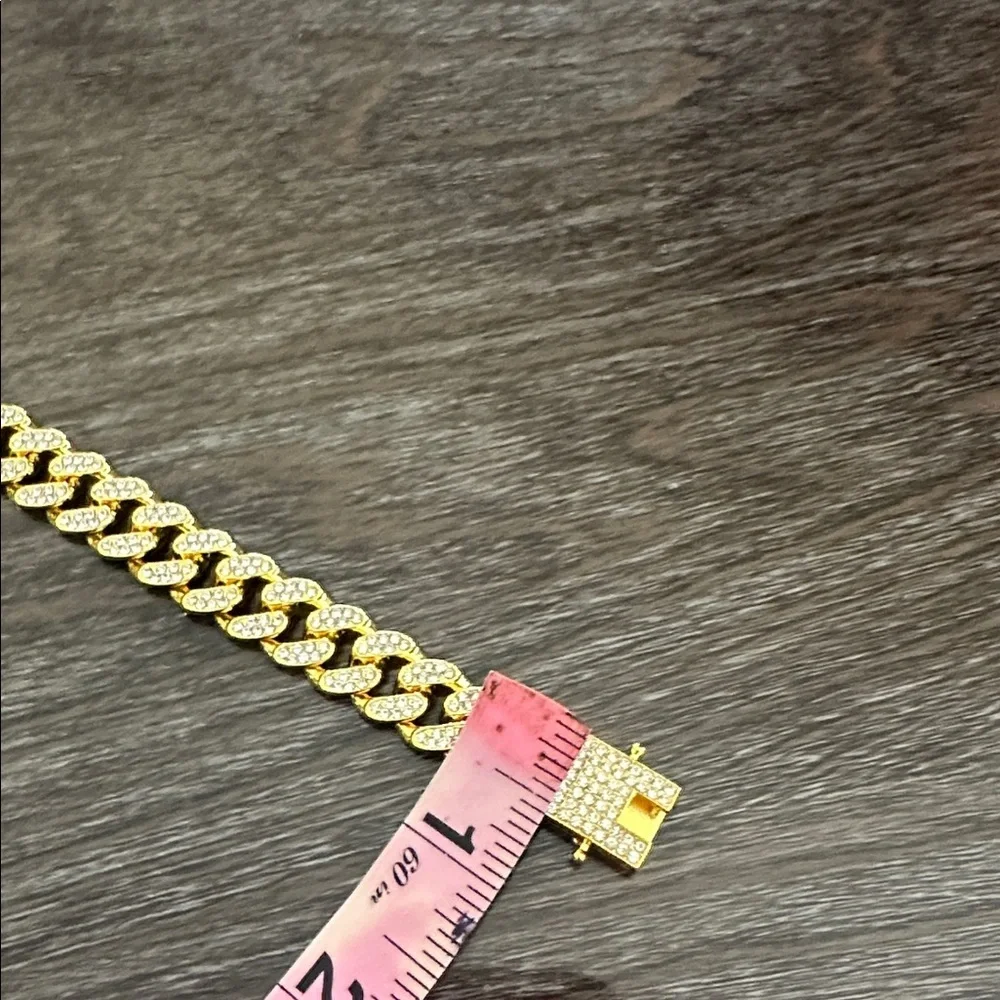 Luxury Gold Dog Collar with Rhinestones